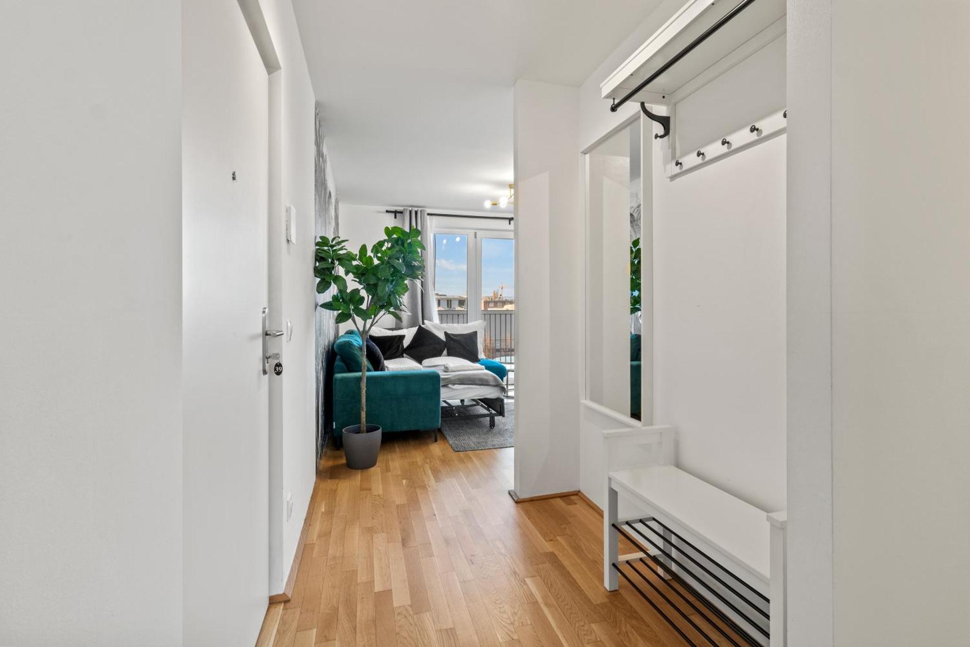 Balcony I 50 M² I Near Center * Wien
