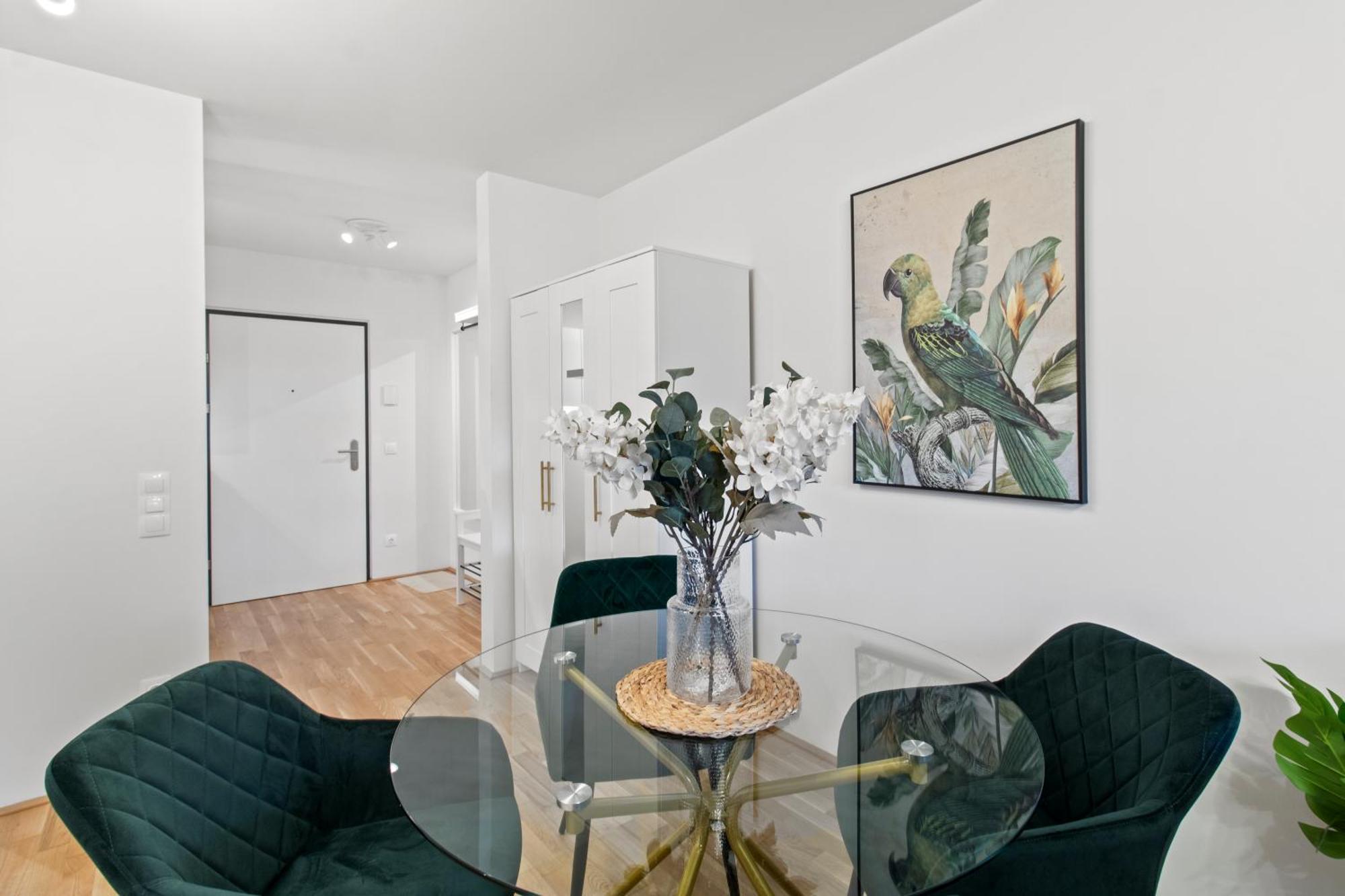 Balcony I 50 M² I Near Center Wien