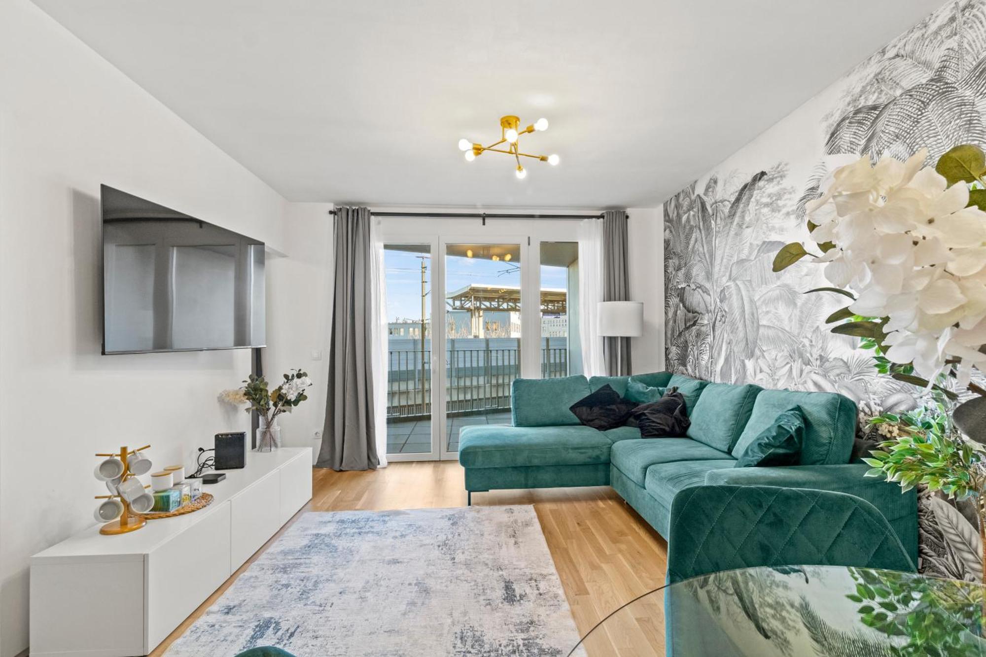 Balcony I 50 M² I Near Center Wien